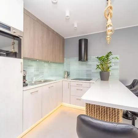 Appartamento Bright And Blue 3city With Balcony In By Renters *